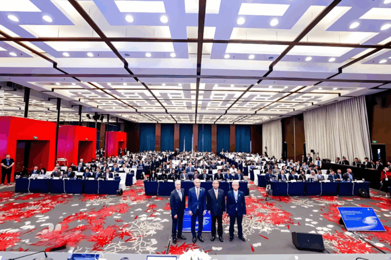 中国通信业首次迎来“重大突破”！
